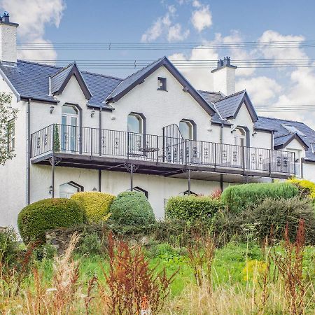 Villa Menai View à Llanfairpwllgwyngyll Extérieur photo